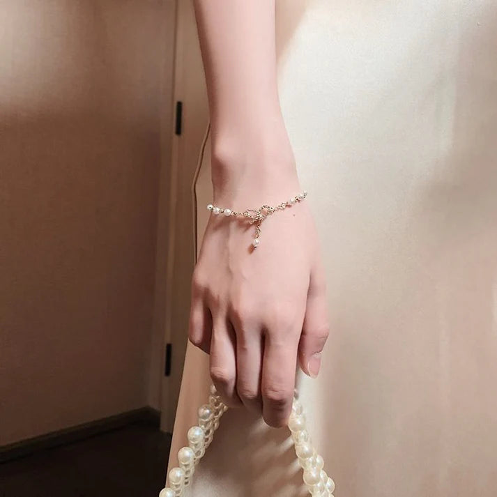 PEARL Bow Gold-Bracelet